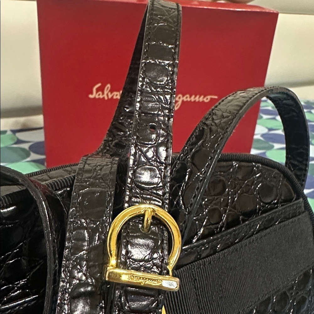 Salvatore Ferragamo Black Croc-Embossed Crossbody Bag - Picture 9 of 15